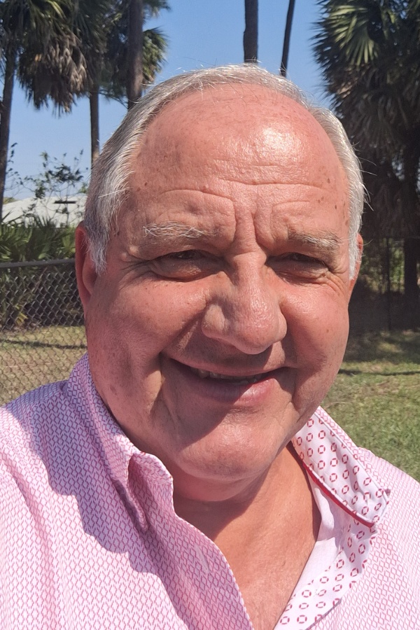 Cruise Brothers Travel Agent Julio Rossi